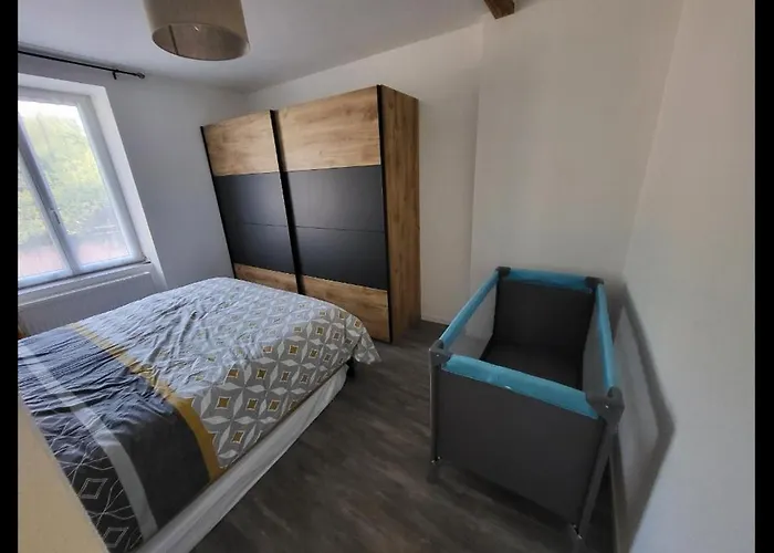 De L'herbe Jusqu'aux Genoux - 60 M2 Lägenhet